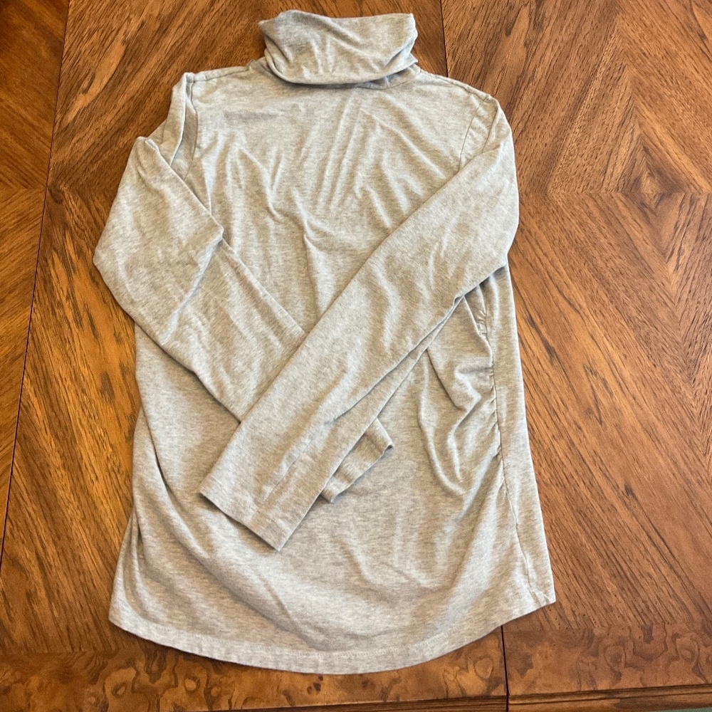 Old Navy maternity turtleneck
